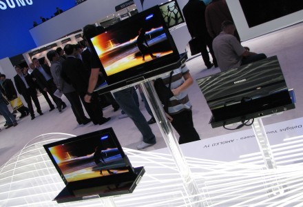 Podwójny telewizor i OLED w 2012 – IFA 2009