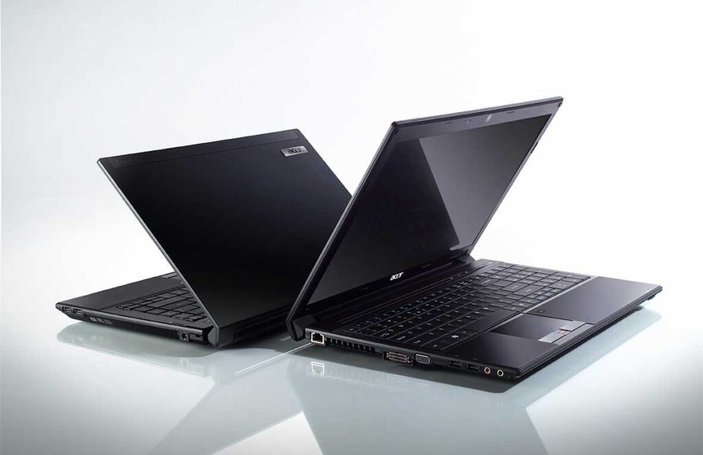 Nowy notebook z wydajną baterią od Acera