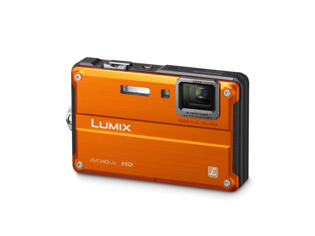 Panasonic Lumix DMC-FT2 – wytrzymały aparat z technologią Intelligent Resolution.