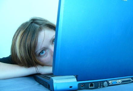 "Dzień Bezpiecznego Internetu" – pamiętaj o zasadach bezpiecznego korzystania z sieci