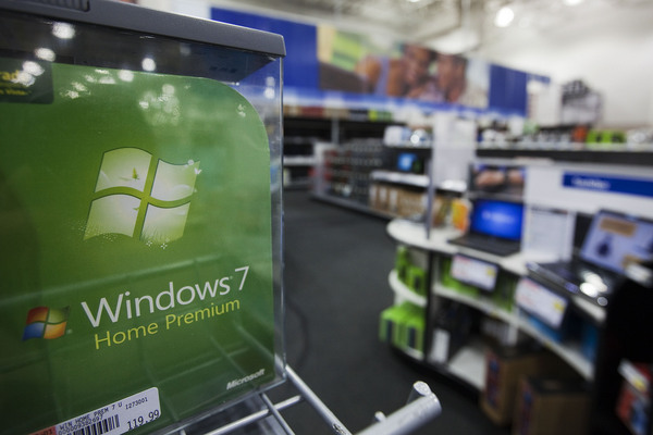 Windows 7 sprzedaje się jak świeże bułeczki