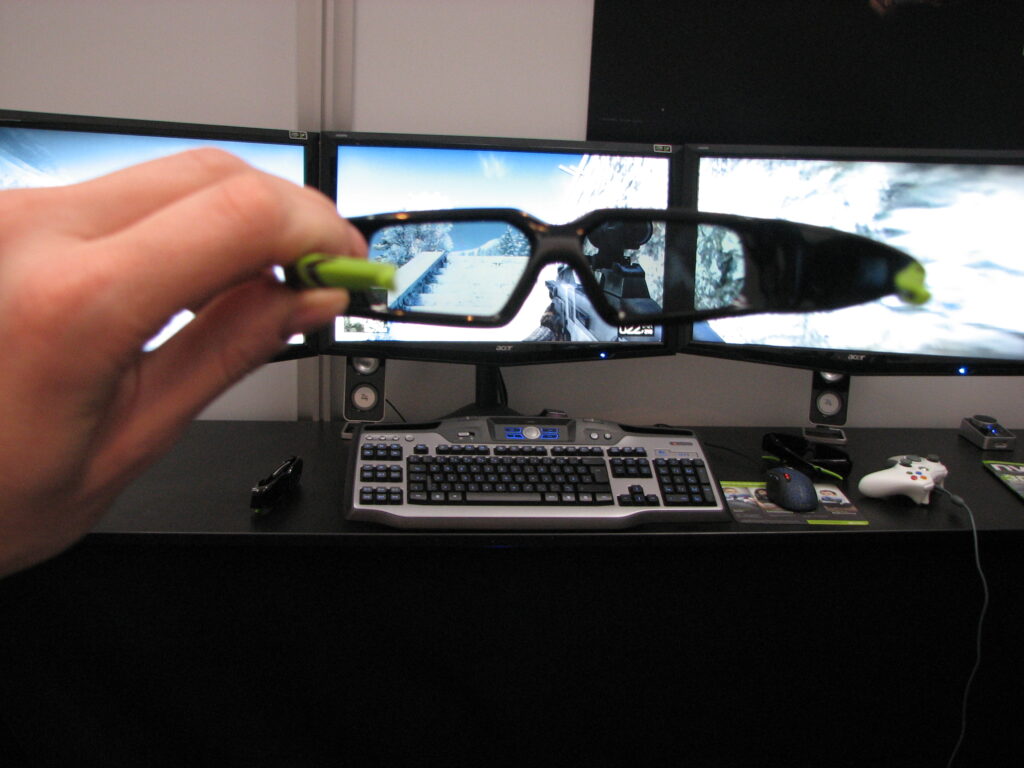 Granie na trzech ekranach