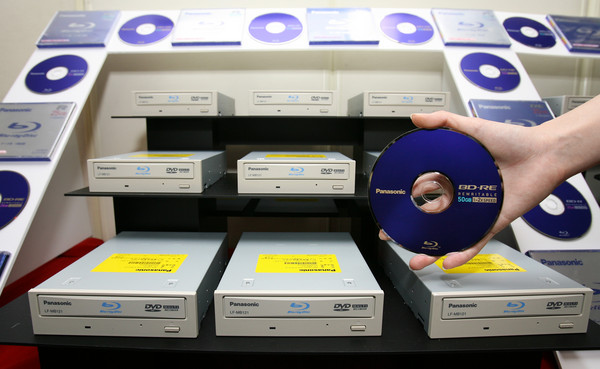 Czym się różni odtwarzacz Blu-Ray za 200 złotych od odtwarzacza za 1000 zł?