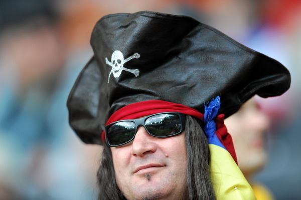 Wielka Brytania: Piraci polegli z kretesem