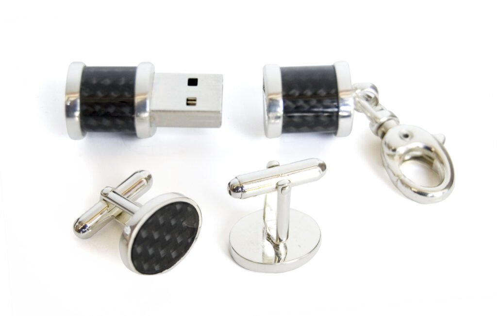 Polska pamięć przenośna jak biżuteria