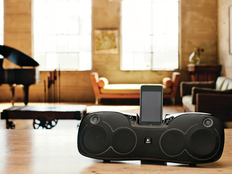 Stacja dokująca dla iPoda i iPhone’a od Logitech