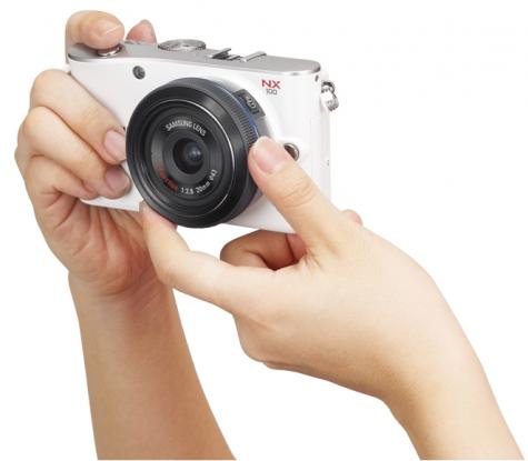 Samsung wydał aktualizację dla aparatu NX100