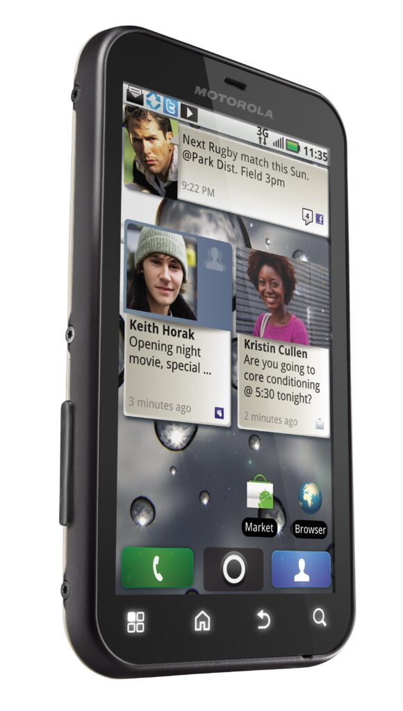 DEFY – smartfon z aparatem 5 megapikseli