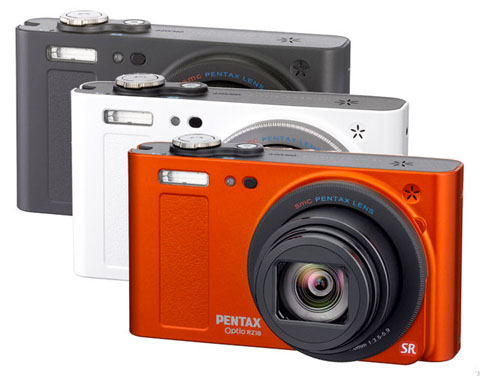 Pentax Optio RZ18 – niewielki aparat z 18-krotnym zoomem