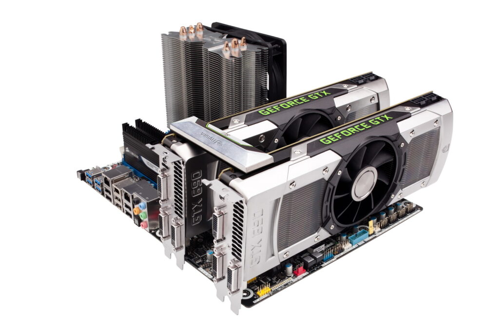 NVIDIA przedstawia dwuprocesorową kartę GeForce GTX 690