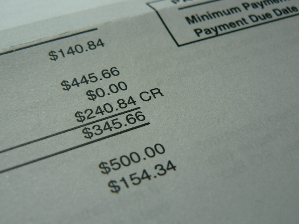 E-faktura wypiera papierowe dokumenty