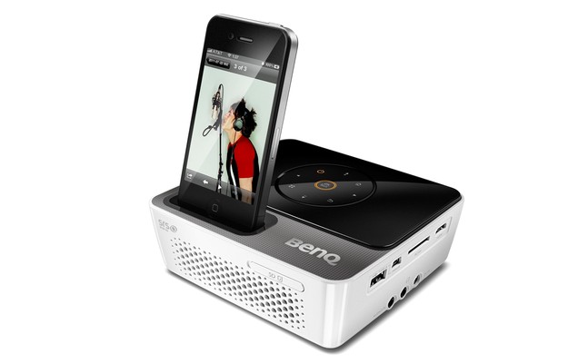 BenQ GP3 – projektor z gniazdem na iPhone’a