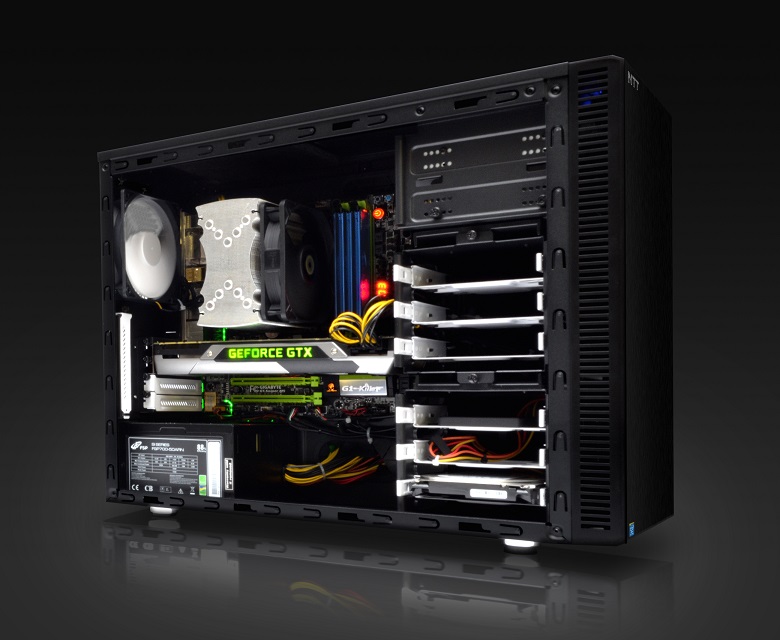 NTT Game W 920G-X04 – komputer dla graczy