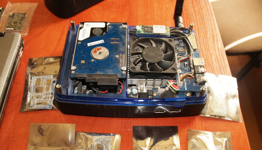 Kielecka policja zatrzymała osobę przerabiającą konsole