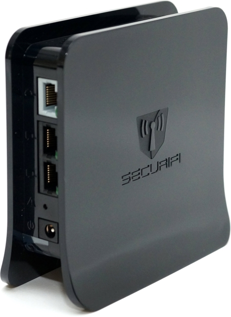 Securifi Almond – router z ekranem dotykowym