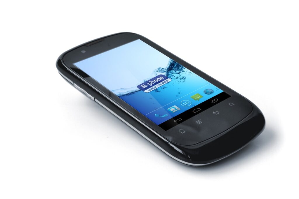 N-phone 01 – smartfon dual SIM od NTT System