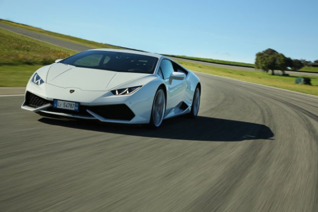 Lamborghini Huracán –  supersamochód z mózgiem superkomputera
