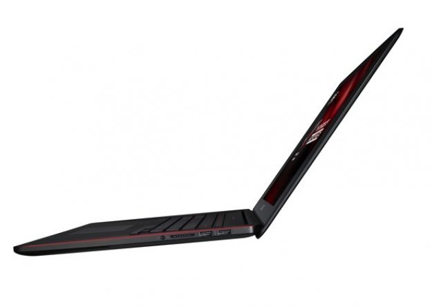 ASUS GX500 – gamingowy laptop z ekranem 4K