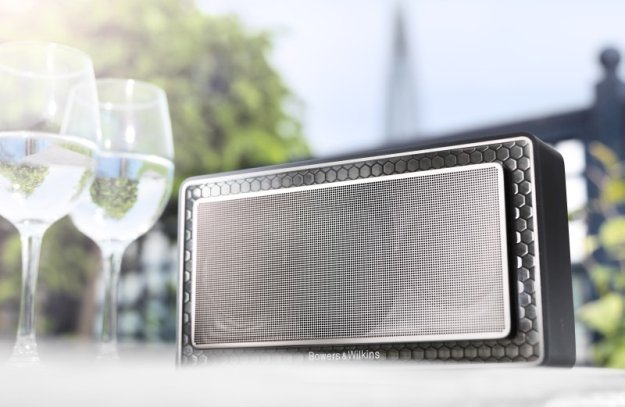 Bowers & Wilkins T7 – mobilny głośnik bezprzewodowy