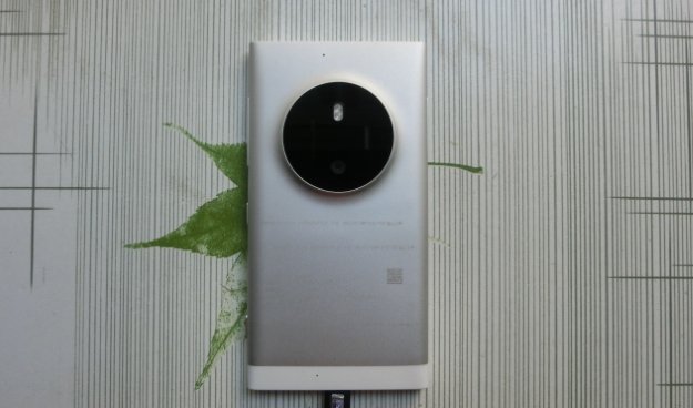 Microsoft Lumia 1030 „McLaren” – z aparatem 50 mpix