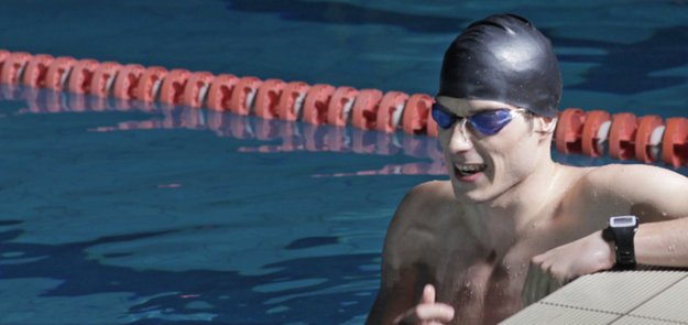 Polski inteligentny zegarek dla pływaków