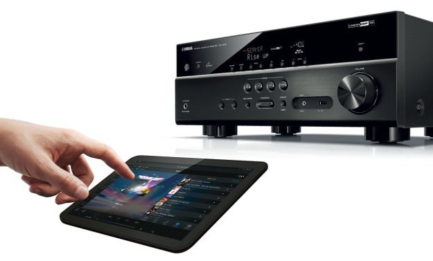 Amplituner AV Yamaha RX-V479