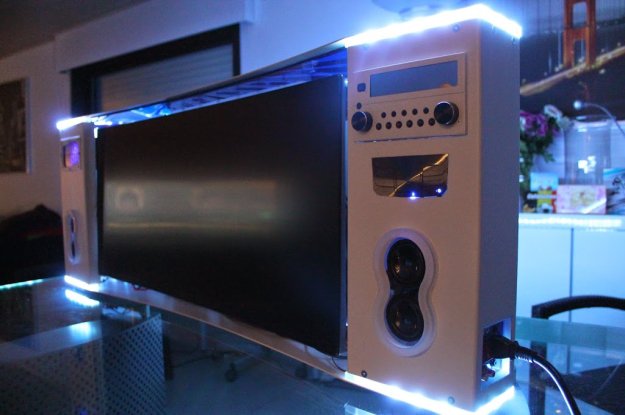 Case Mod Tri-MAX – nowatorski, wielofunkcyjny komputer