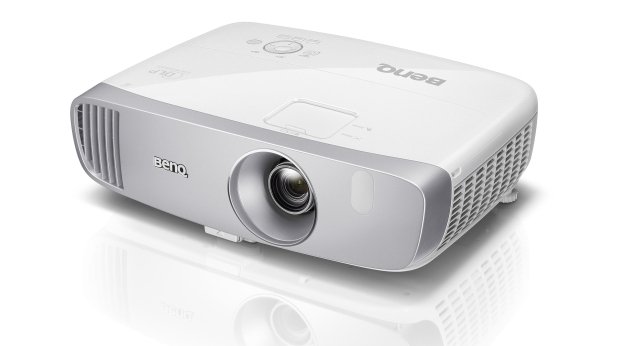 Dwa nowe projektory BenQ z trybem obrazu Football