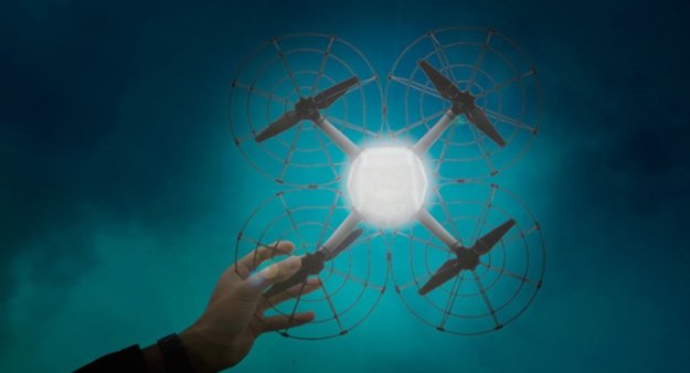 Dron do pokazów świetlnych