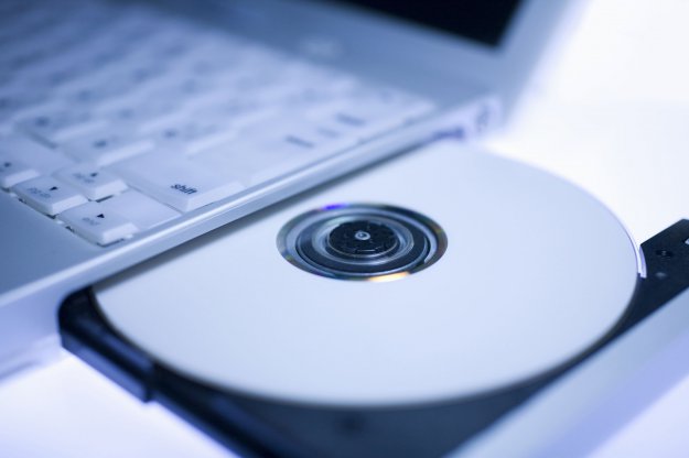 W USA można dostać 10 dol. „odszkowania” za komputer z napędem DVD