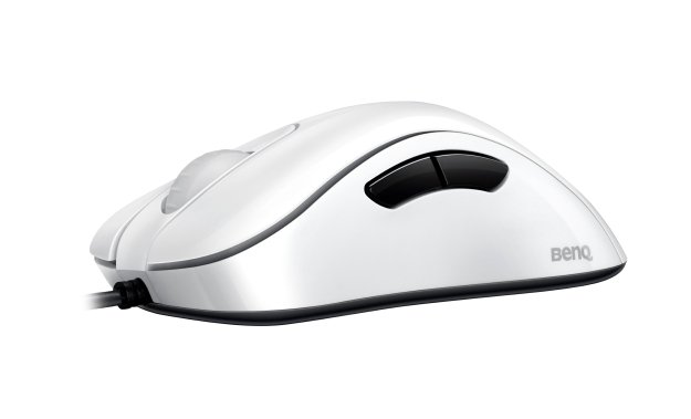 Białe myszki ZOWIE – limitowana seria EC