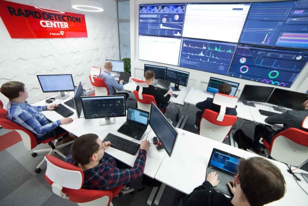 Cyberataki na firmy – człowiek wciąż najsłabszym ogniwem