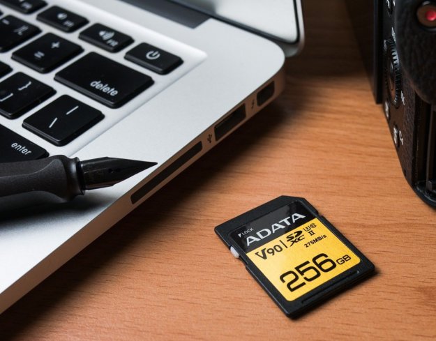 ONE – nowa seria ultraszybkich kart pamięci ADATA