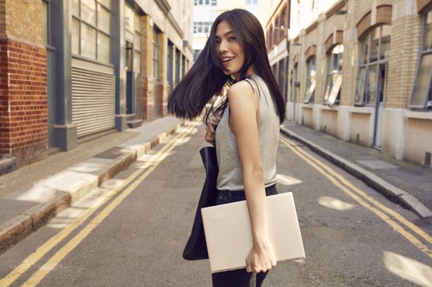 Specjalna edycja Lenovo Yoga 910 Glass