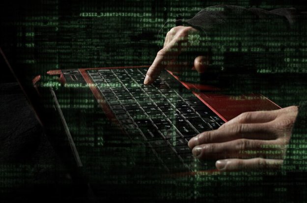 Złośliwy program szpieguje ambasady