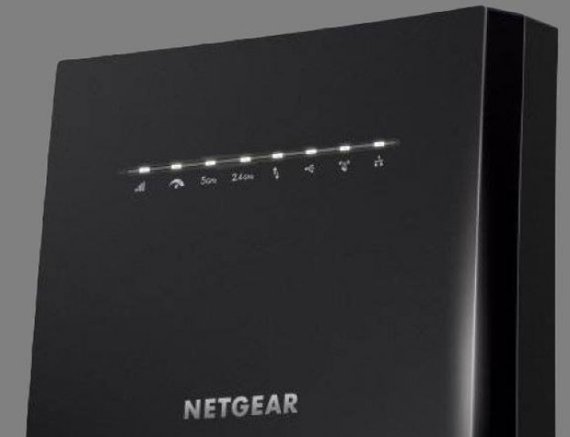​Nighthawk R8000P X6S – mocniejsze Wi-Fi