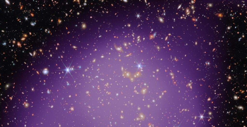 Tak wyglądał wszechświat, kiedy miał 6,5 mld lat. NASA chwali się mrowiem odległych galaktyk