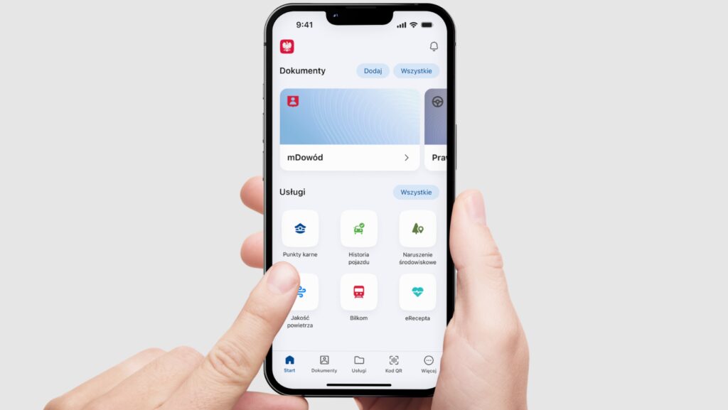 mObywatel za „dwie dychy”? Oszuści zachęcają do kupna podróbek rządowej aplikacji