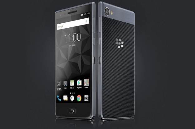 Blackberry Motion już w sprzedaży