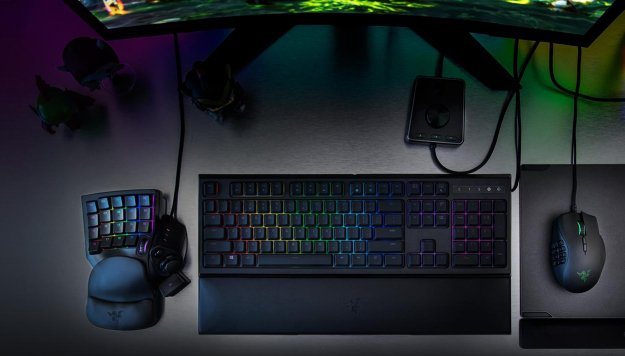 Razer – modułowa Naga i klawiatura do gier MOBA/MMO