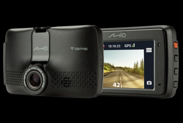 Wideorejestratory MiVue 731 i MiVue 733 w Polsce