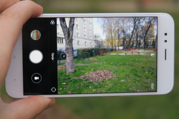 Aktualizacja Xiaomi Mi A1 może skasować SMS-y