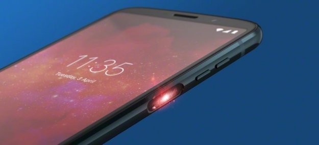 Moto z3 play trafił do przedsprzedaży