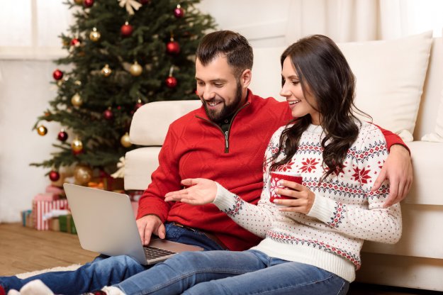 Świąteczna gorączka zakupów sprzyja hakerom