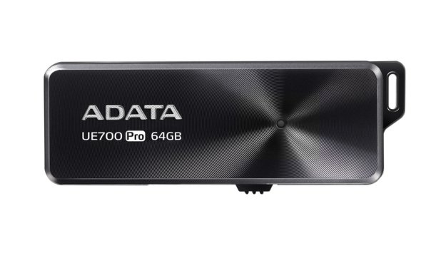 Smukły pendrive UE700 Pro od ADATA