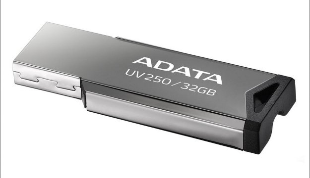ADATA UV250 – uniwersalny pendrive w solidnej obudowie