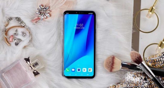 Debiut V40 ThinQ – w promocji LG dodaje telewizor