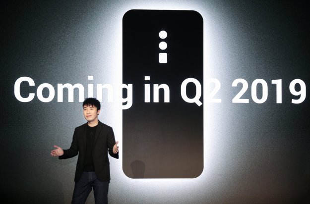 MWC 2019: OPPO z telefonem 5G i zoomem optycznym x10