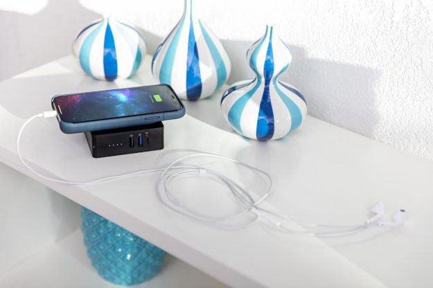 Przenośny akumulator Mophie Powerstation Hub