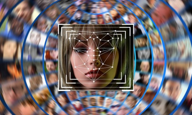 Facebook wprowadzi rozpoznawanie twarzy w swoich okularach AR